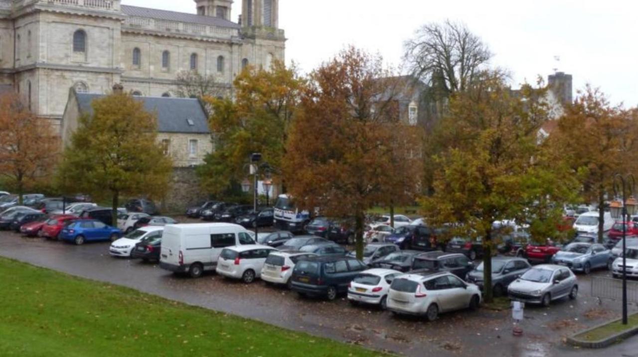 בולון-סור-מאר T3 En Vieille Ville 2Adult 2 Enfants Parking Gratuit - By La Source D'Orfee מראה חיצוני תמונה